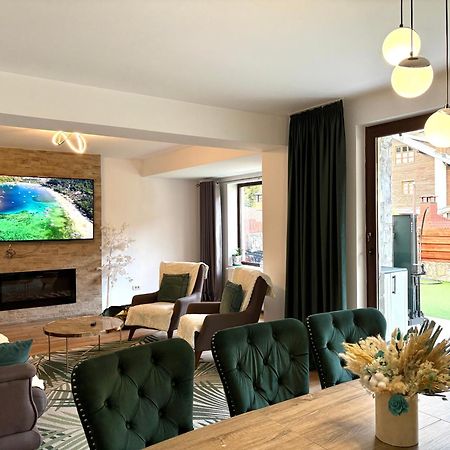 Holiday Home In Sinaia Bagian luar foto