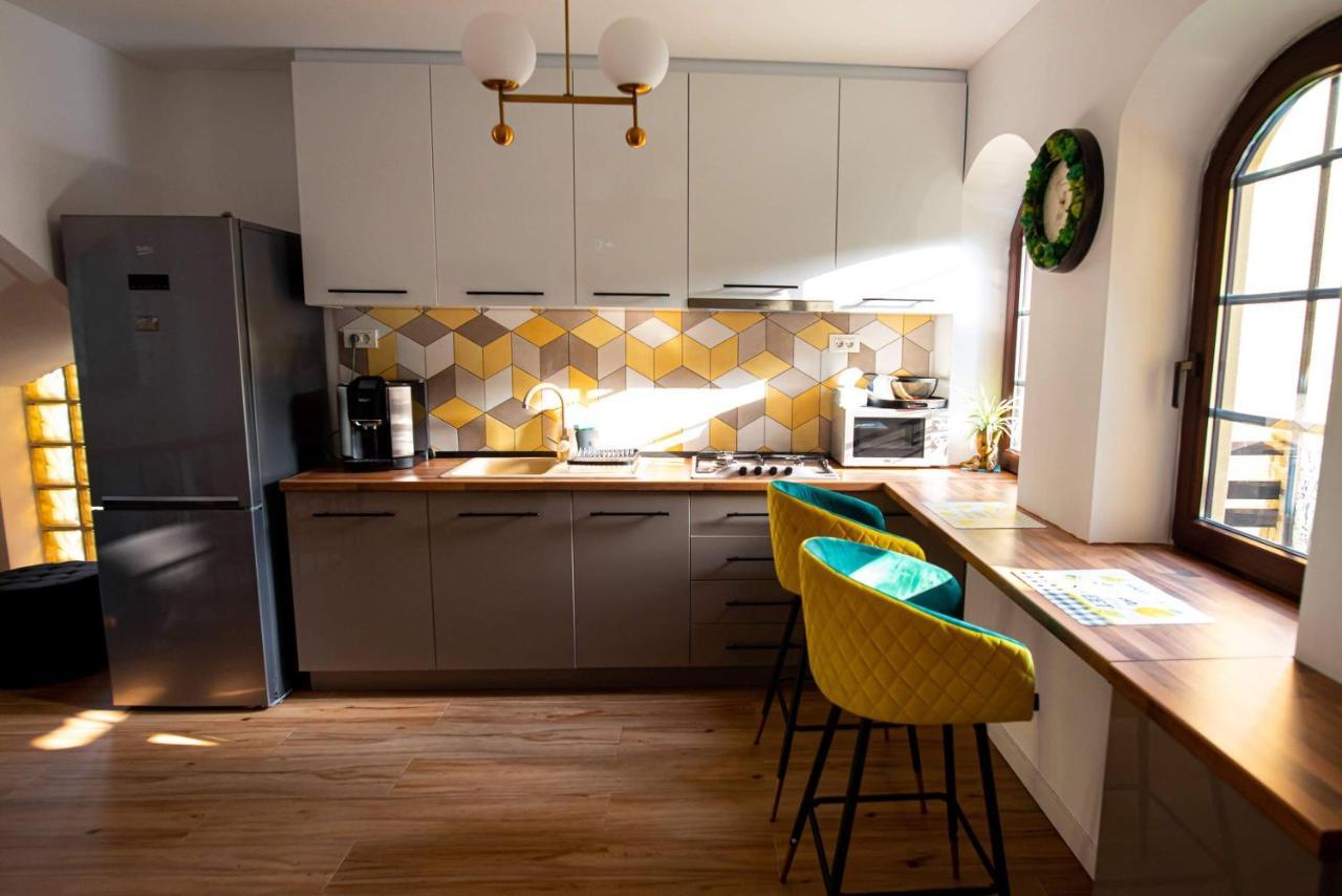 Holiday Home In Sinaia Bagian luar foto